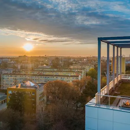 Symphony Baltica Towers Aparthotel 3*